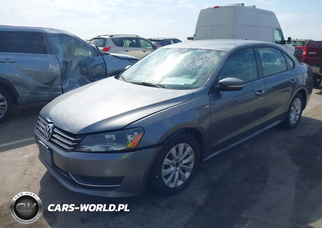 2015 Volkswagen Passat 1.8T Wolfsburg Edition VIN:1VWAT7A37FC073917 - 2
