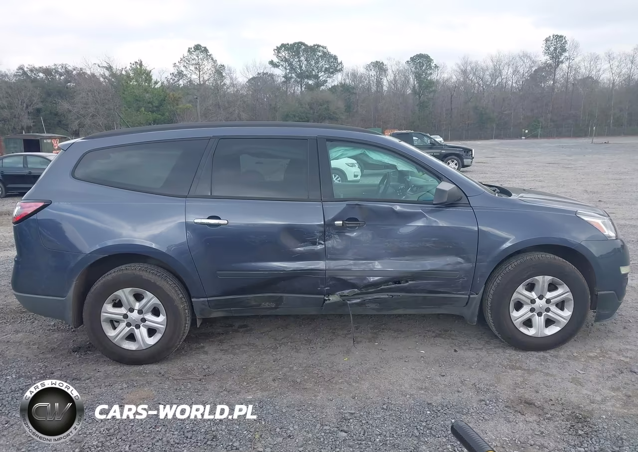 2013 Chevrolet Traverse Ls VIN:1GNKRFED7DJ113710 - 13