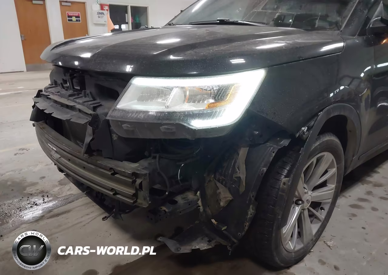 2018 Ford Explorer Limited VIN:1FM5K8F87JGC16783 - 6