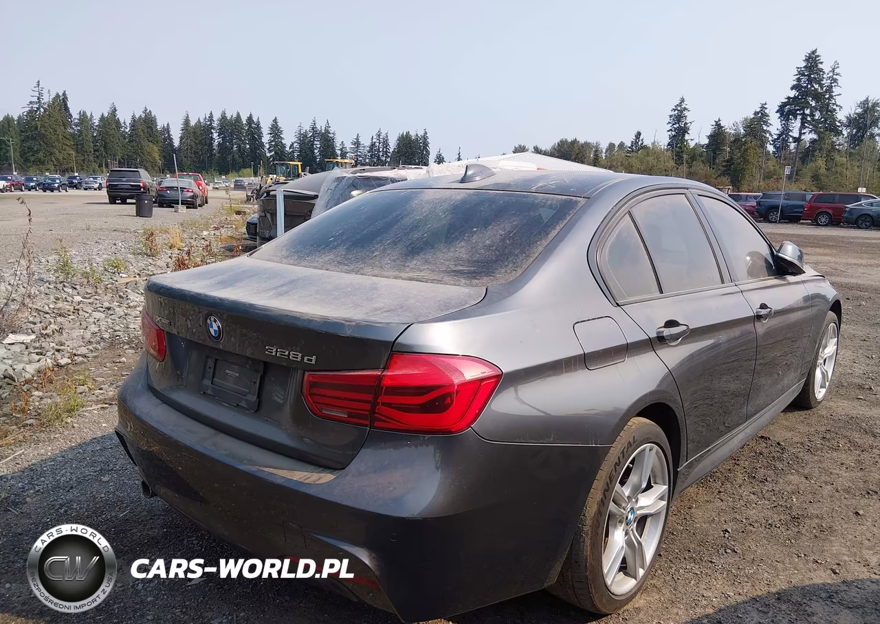 2018 BMW 328D xDrive VIN:WBA8F1C5XJAE97505 - 4