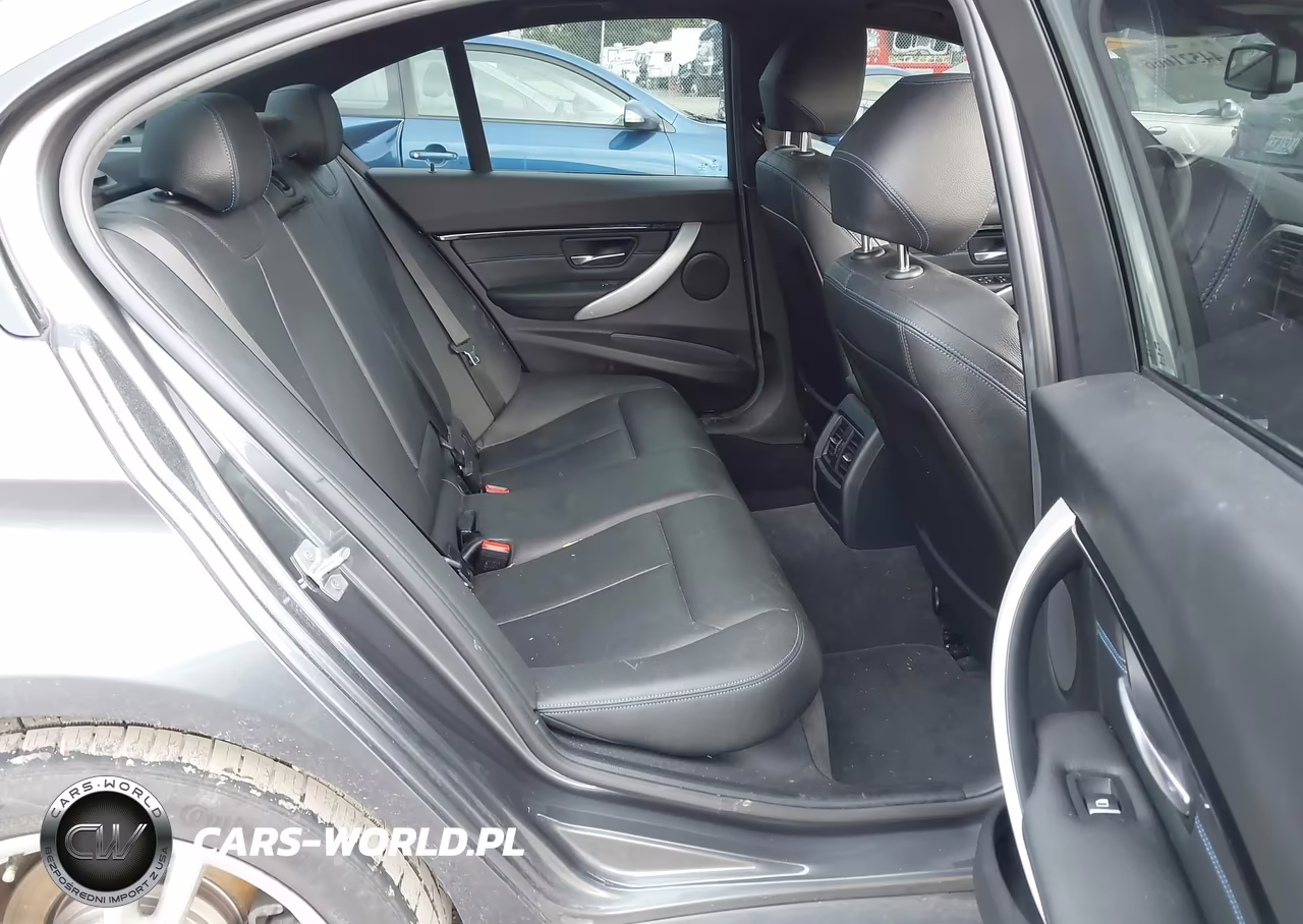 2018 BMW 328D xDrive VIN:WBA8F1C5XJAE97505 - 8