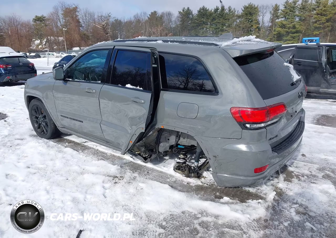 2021 Jeep Grand Cherokee Laredo X 4X4 VIN:1C4RJFAG2MC840093 - 3
