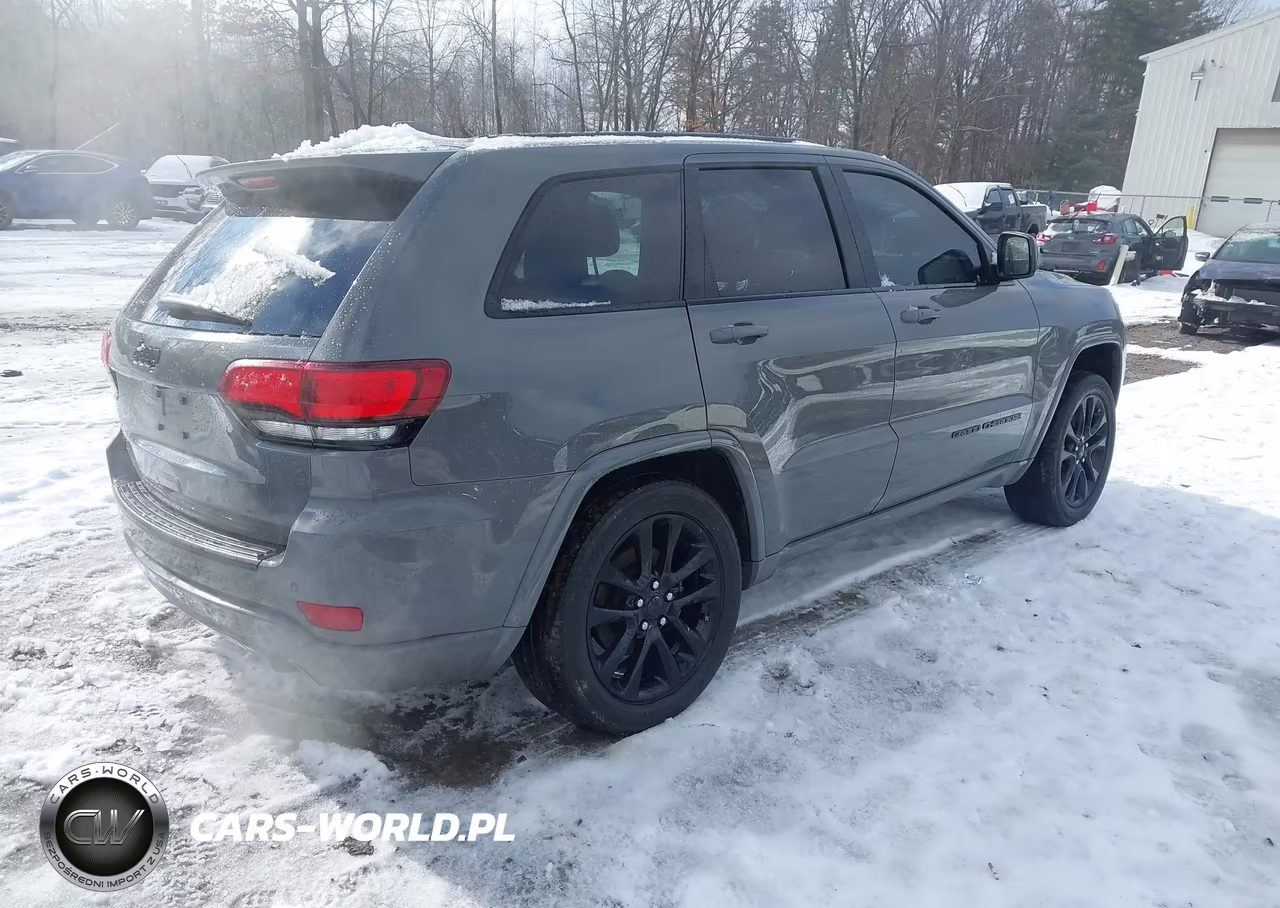 2021 Jeep Grand Cherokee Laredo X 4X4 VIN:1C4RJFAG2MC840093 - 4