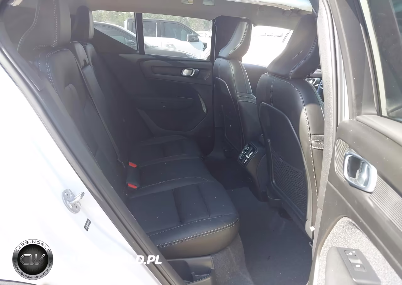 2024 Volvo Xc40 B5 Plus Dark Theme VIN:YV4L12UL5R2249659 - 8