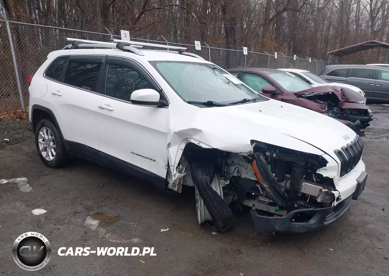 2018 Jeep Cherokee Latitude Plus Fwd