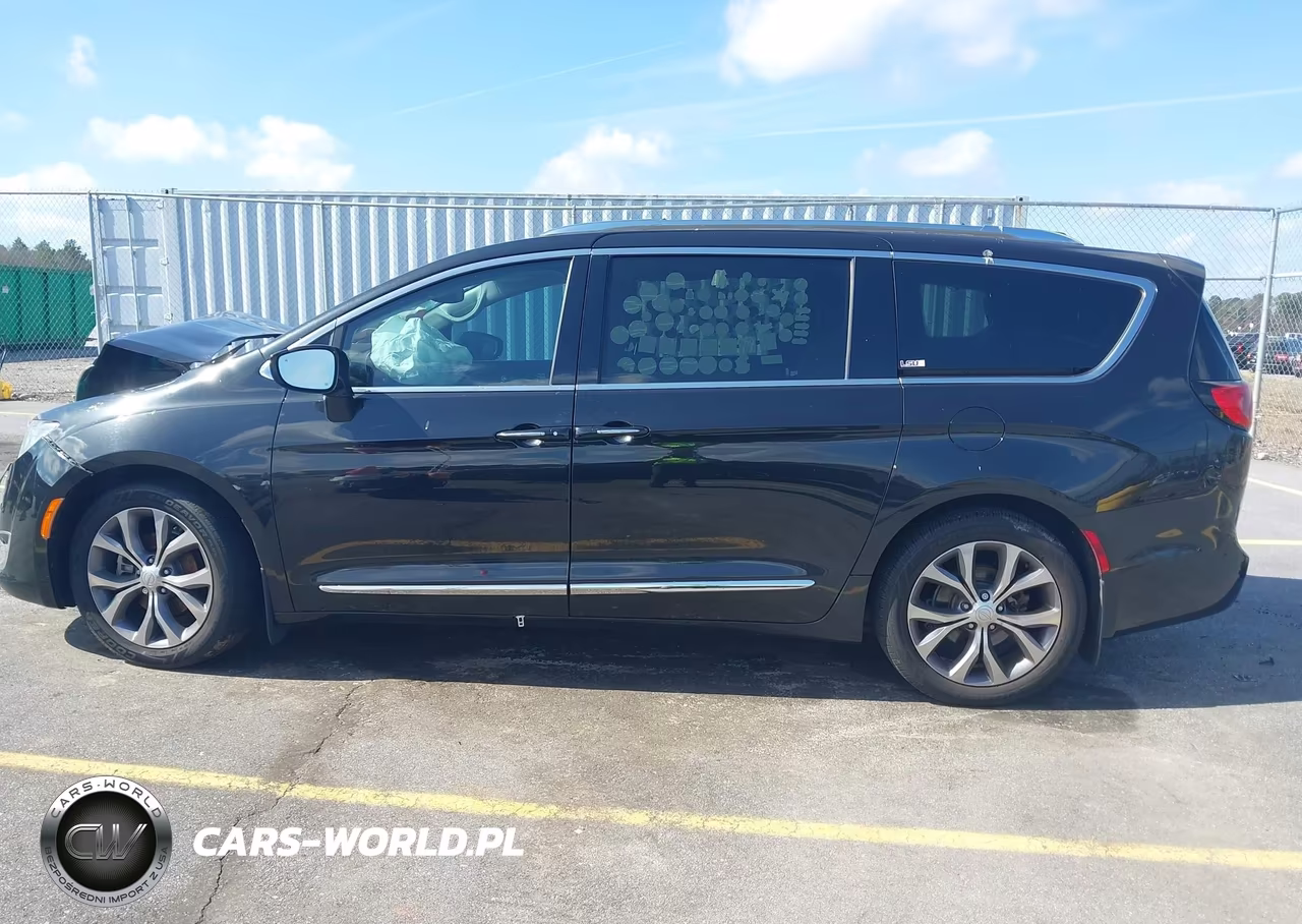 2017 Chrysler Pacifica Limited VIN:2C4RC1GG3HR665080 - 14