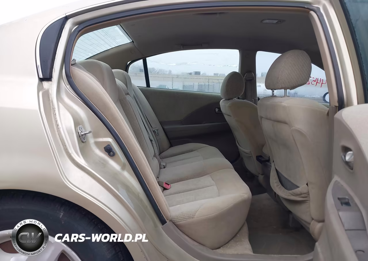 2004 Nissan Altima 2.5 S VIN:1N4AL11D44C122776 - 8