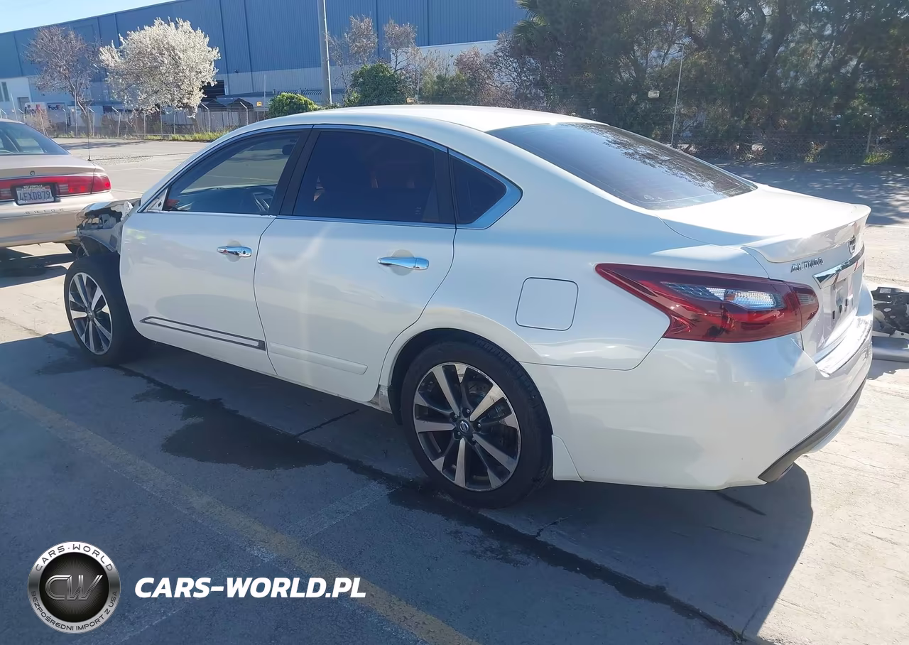 2017 Nissan Altima 2.5 Sr VIN:1N4AL3AP8HC115230 - 3