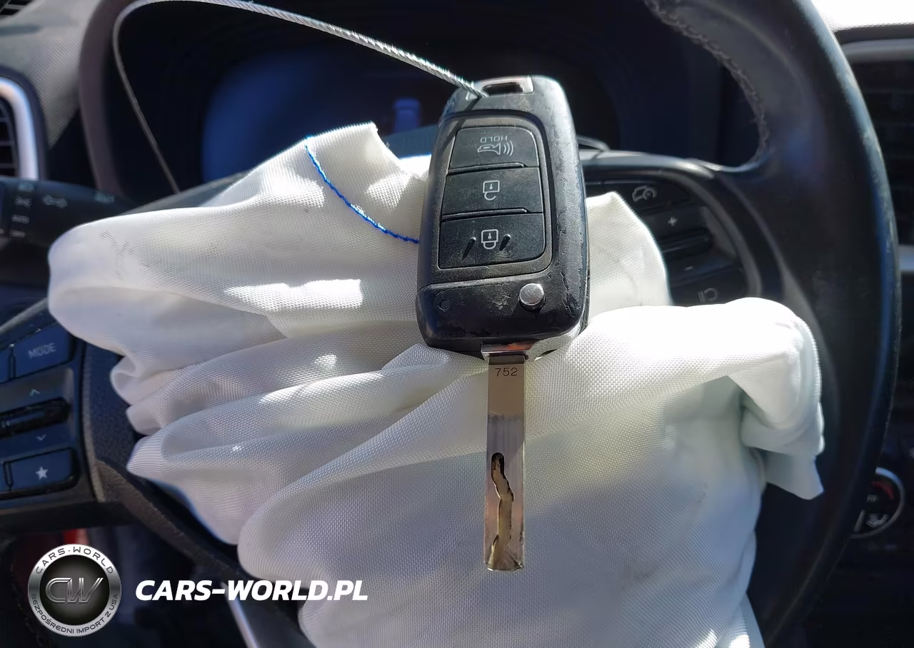 2023 Hyundai Venue Sel VIN:KMHRC8A3XPU241407 - 11