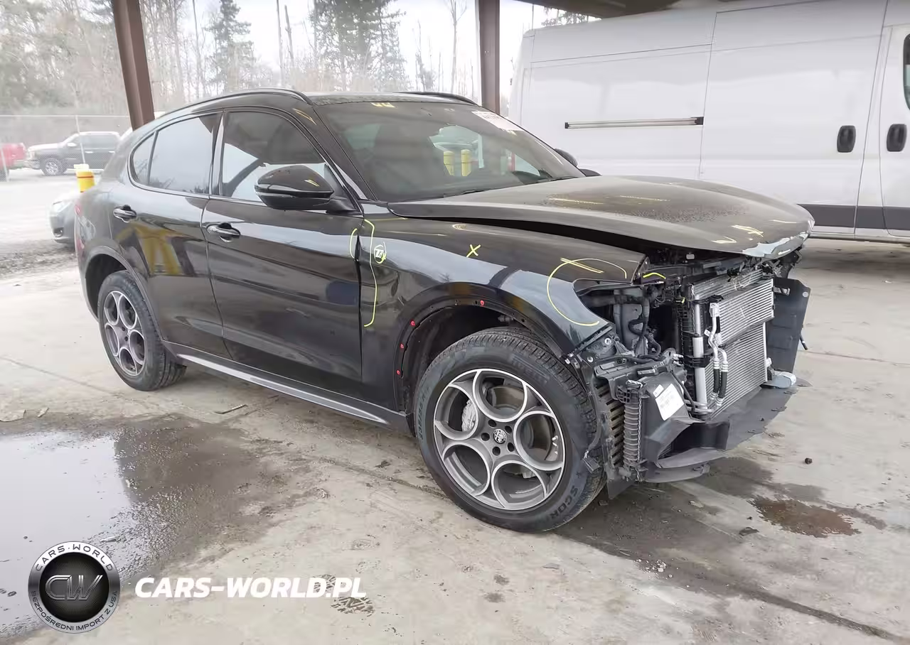 2023 Alfa Romeo Stelvio Ti Awd