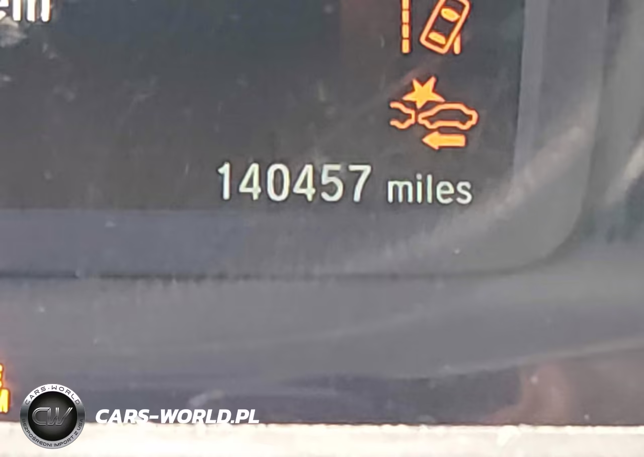 2018 Honda Odyssey Touring VIN:5FNRL6H8XJB017693 - 16