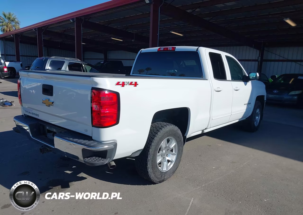 2018 Chevrolet Silverado 1500 1Lt VIN:1GCVKREC0JZ284119 - 4