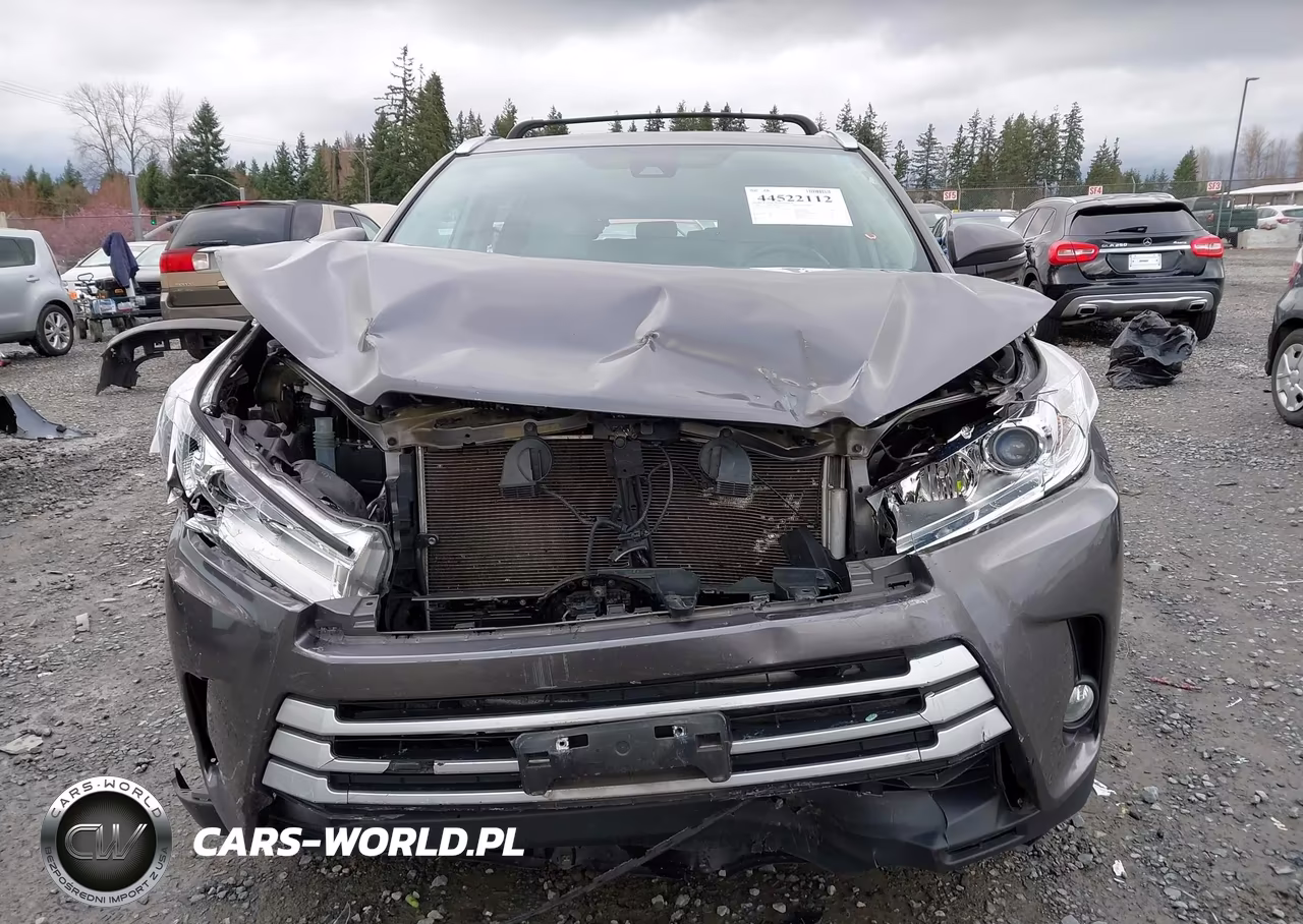 2018 Toyota Highlander Xle VIN:5TDJZRFH1JS534568 - 13
