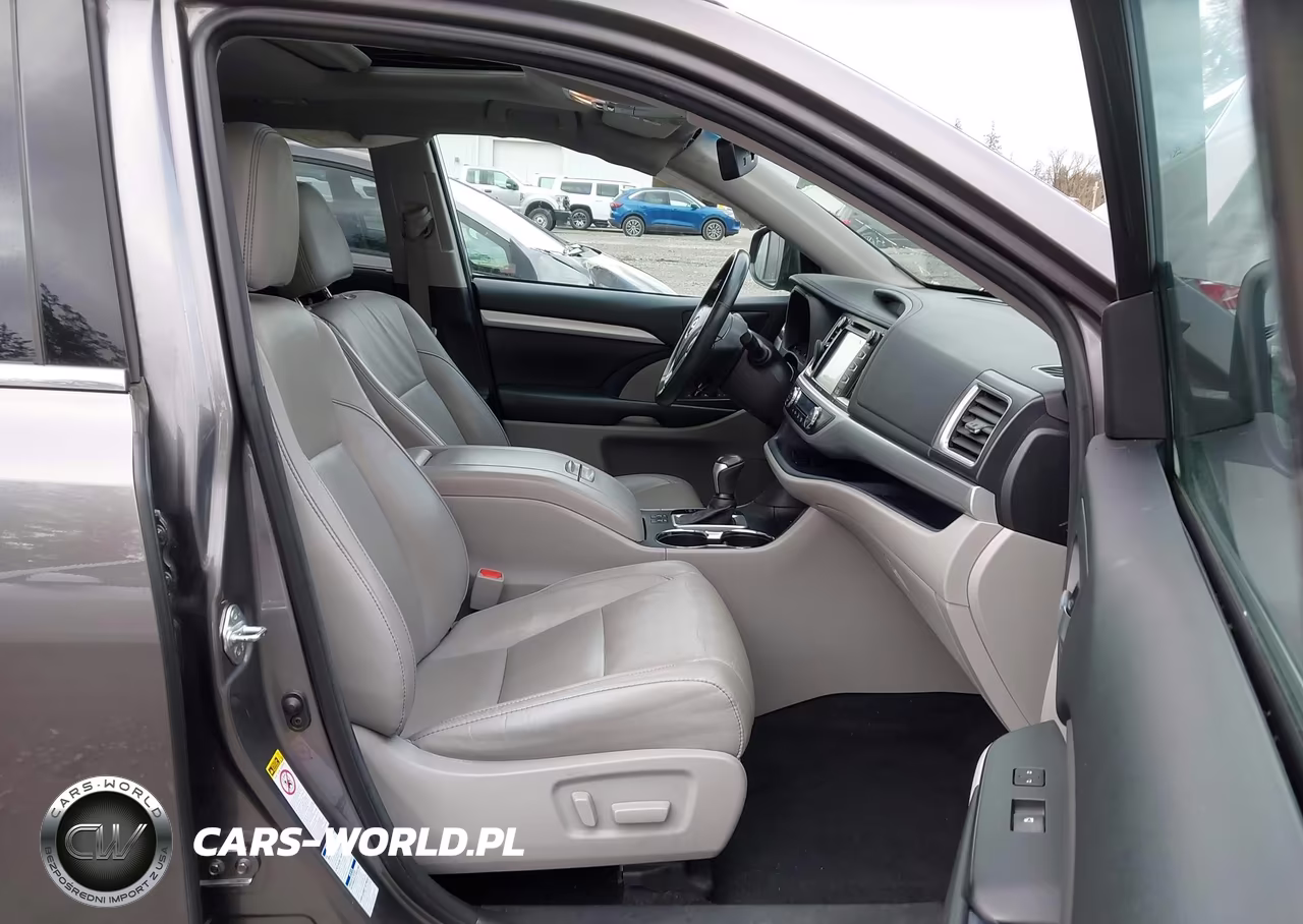 2018 Toyota Highlander Xle VIN:5TDJZRFH1JS534568 - 18