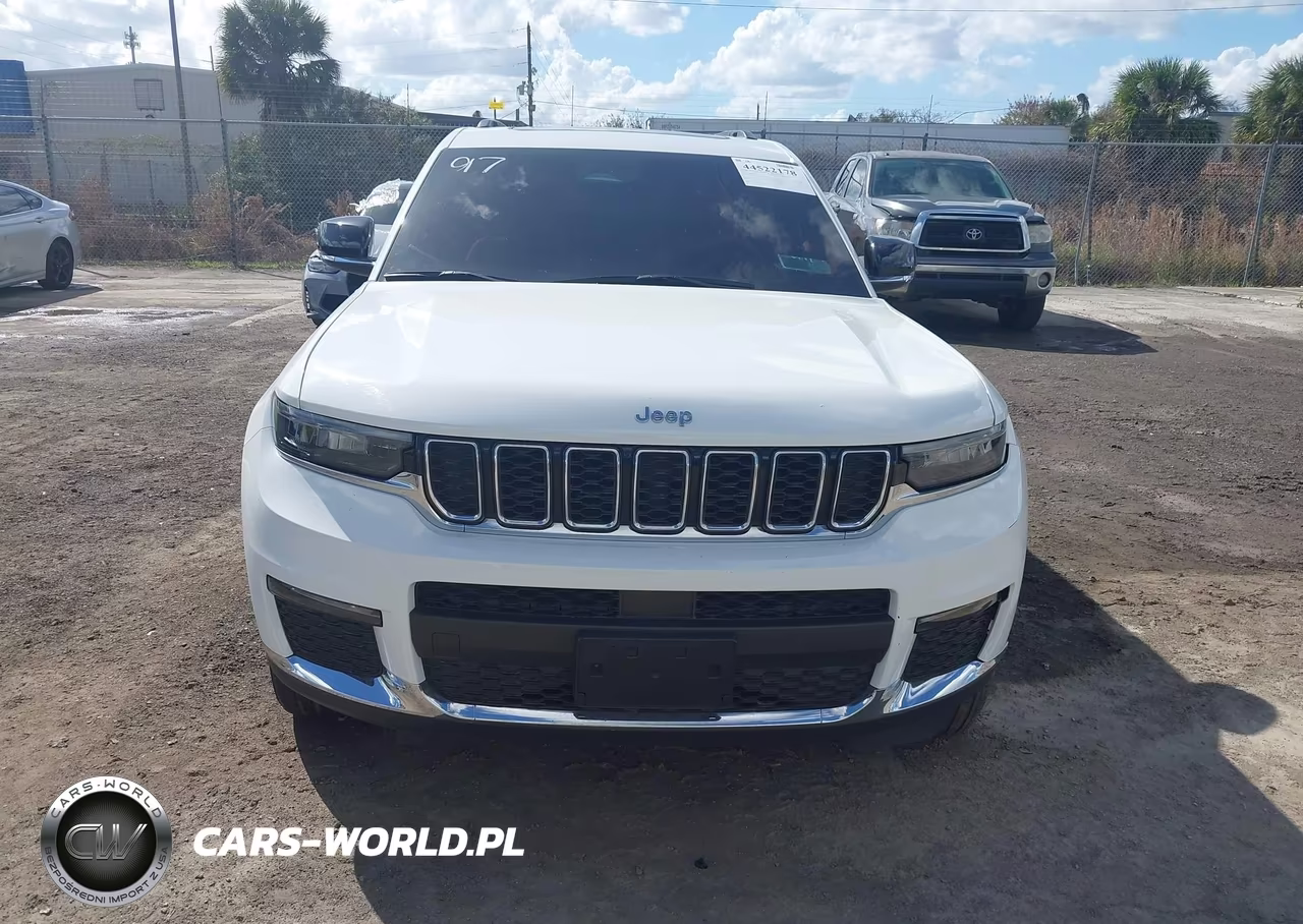 2022 Jeep Grand Cherokee L Limited 4X4 VIN:1C4RJKBG4N8541734 - 12