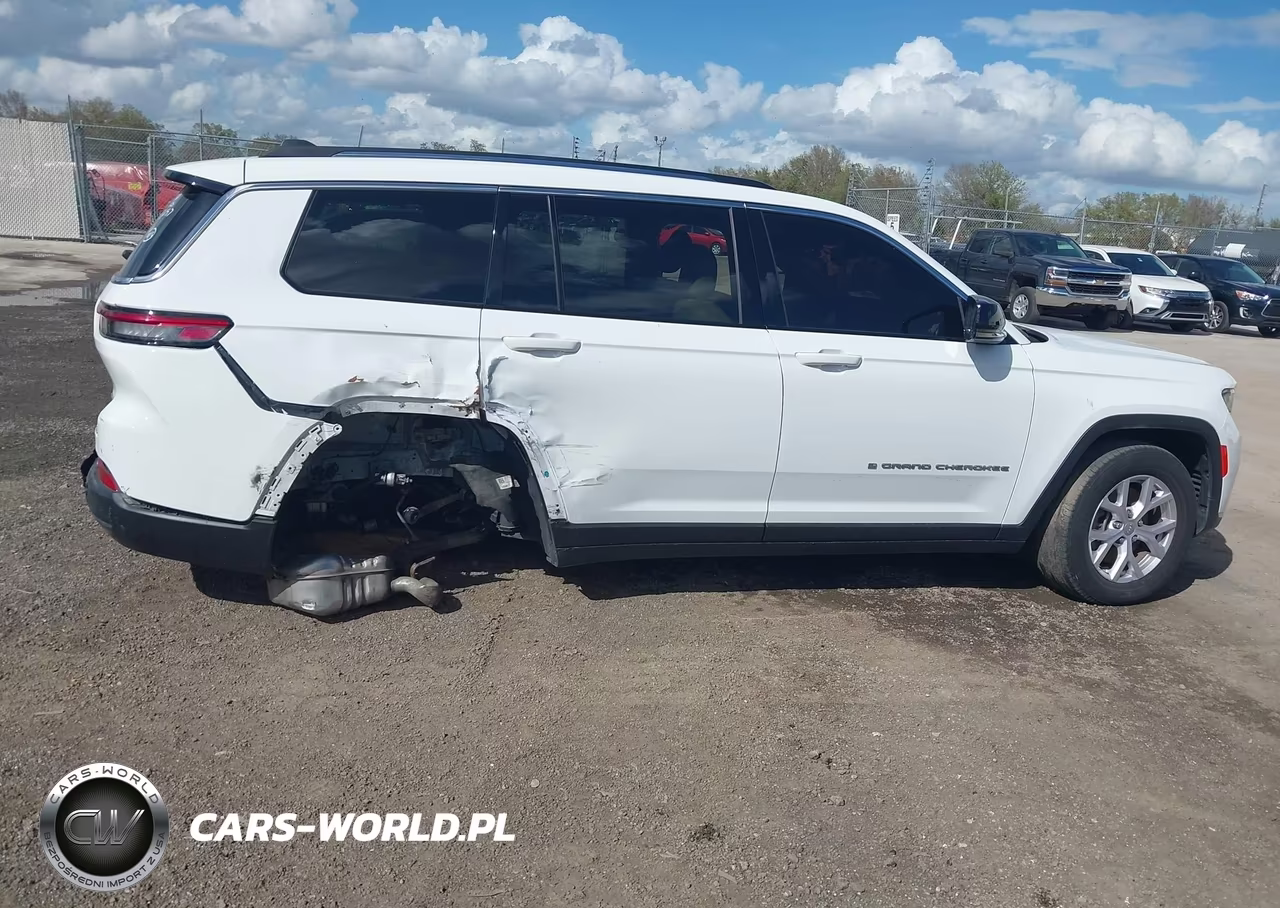 2022 Jeep Grand Cherokee L Limited 4X4 VIN:1C4RJKBG4N8541734 - 13