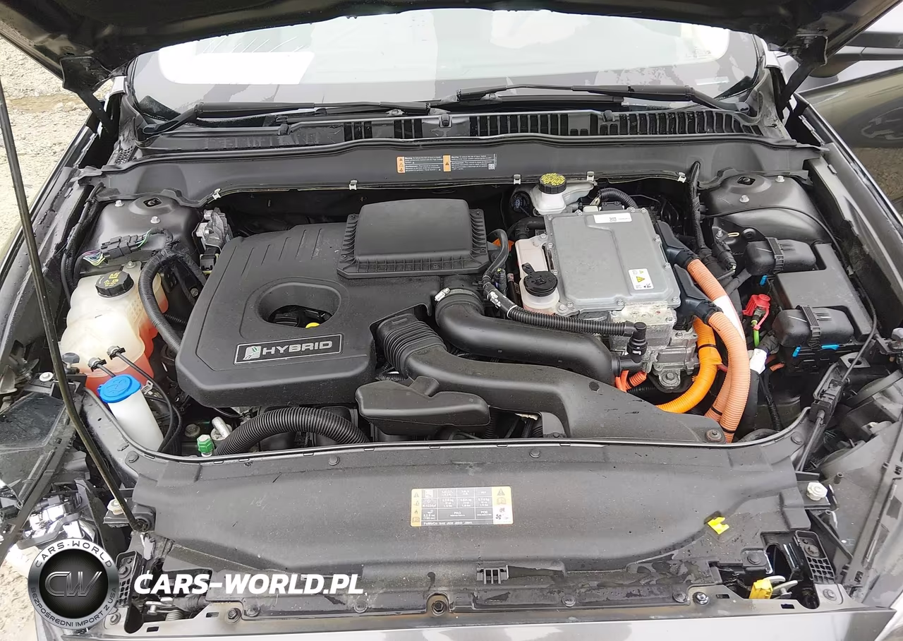 2018 Ford Fusion S Hybrid VIN:3FA6P0UU7JR142002 - 10
