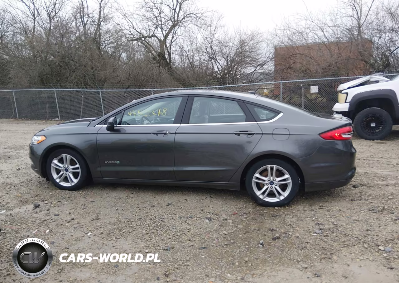 2018 Ford Fusion S Hybrid VIN:3FA6P0UU7JR142002 - 15