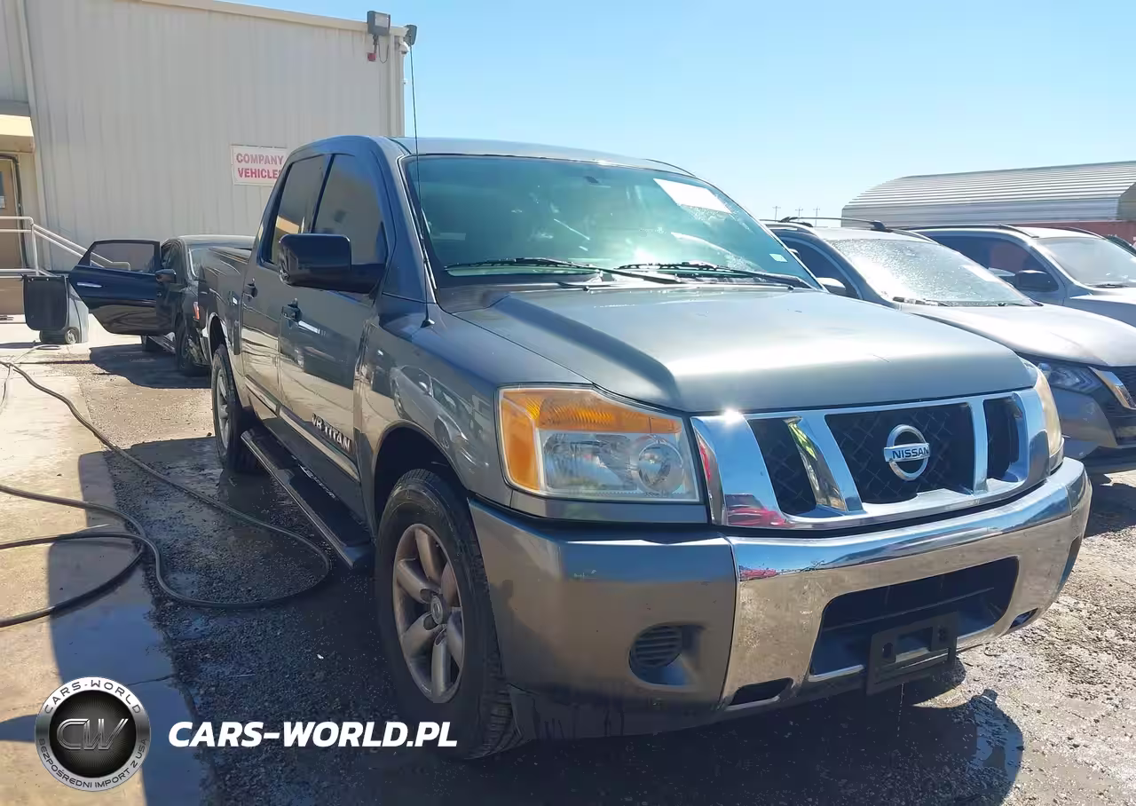 2013 Nissan Titan Sv