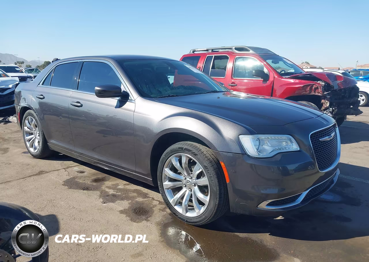 2017 Chrysler 300 Limited