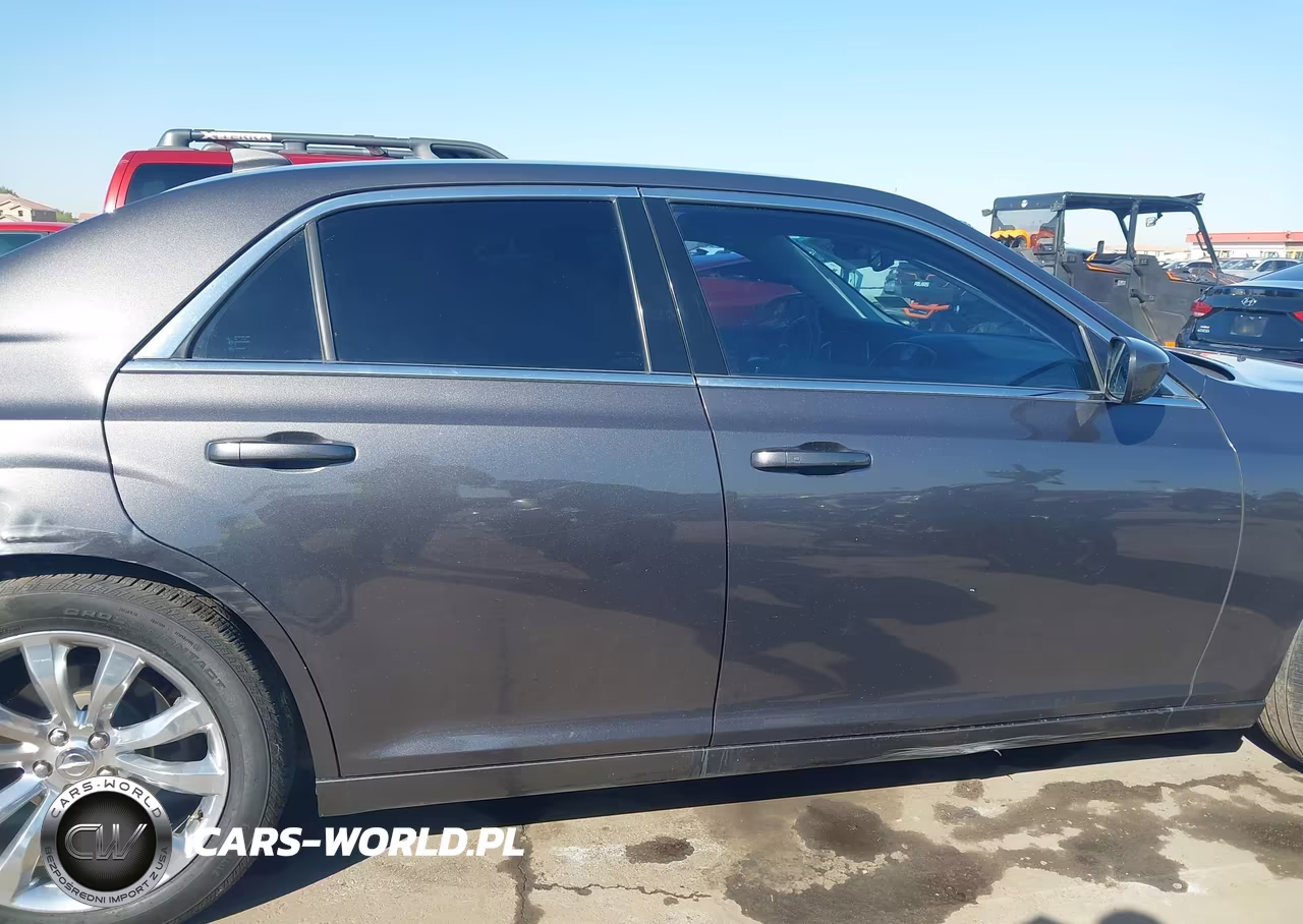 2017 Chrysler 300 Limited VIN:2C3CCAAG5HH593761 - 12