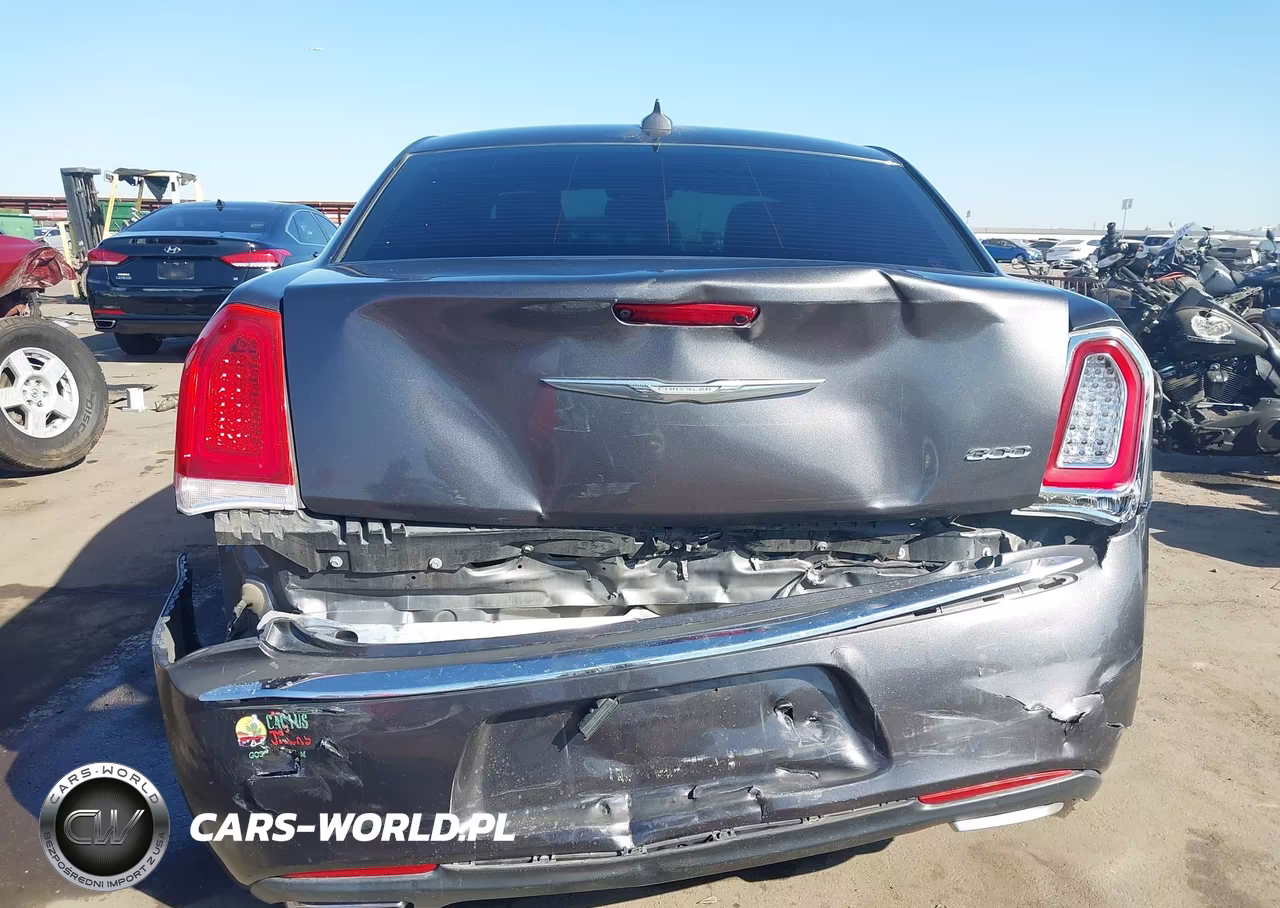 2017 Chrysler 300 Limited VIN:2C3CCAAG5HH593761 - 15