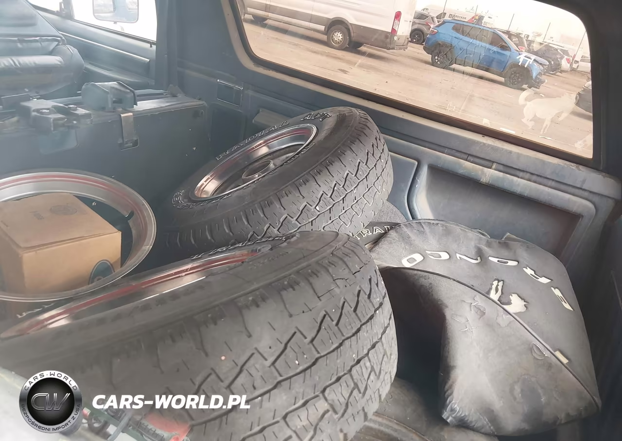 1988 Ford Bronco U100 VIN:1FMEU15N9JLA02068 - 14