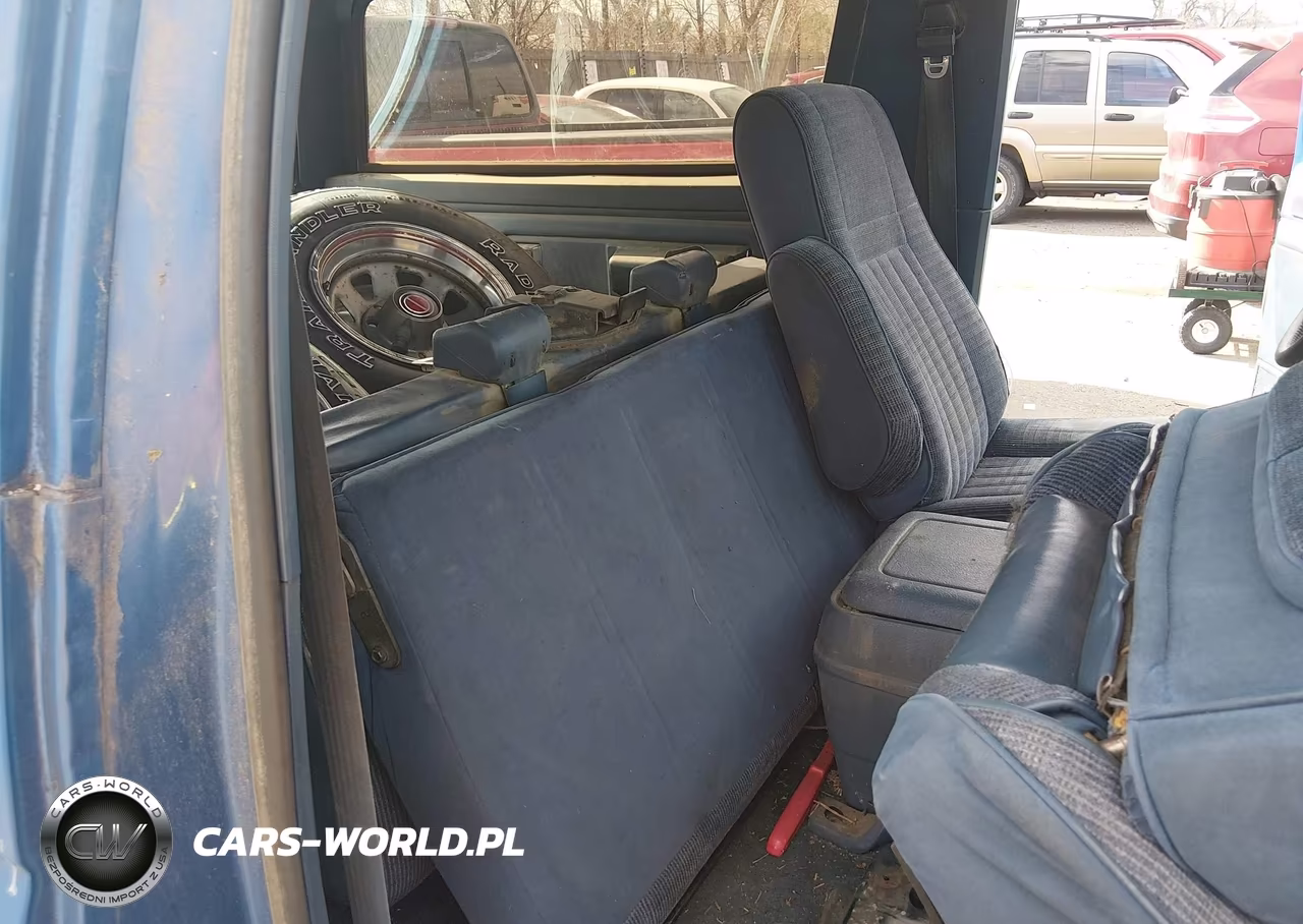 1988 Ford Bronco U100 VIN:1FMEU15N9JLA02068 - 8