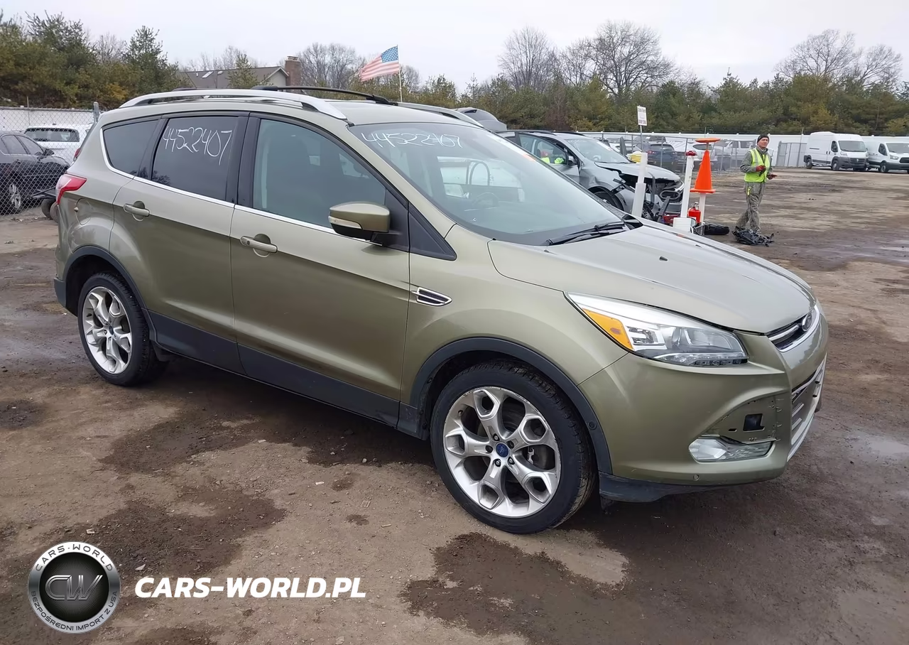 2013 Ford Escape Titanium – zdjęcie 1 z 16