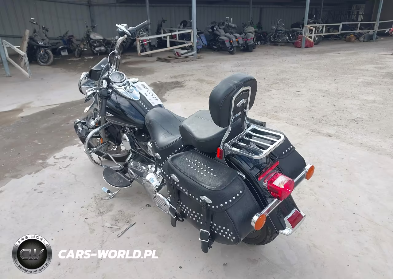 2011 Harley-Davidson Flstc VIN:1HD1BW510BB046310 - 3