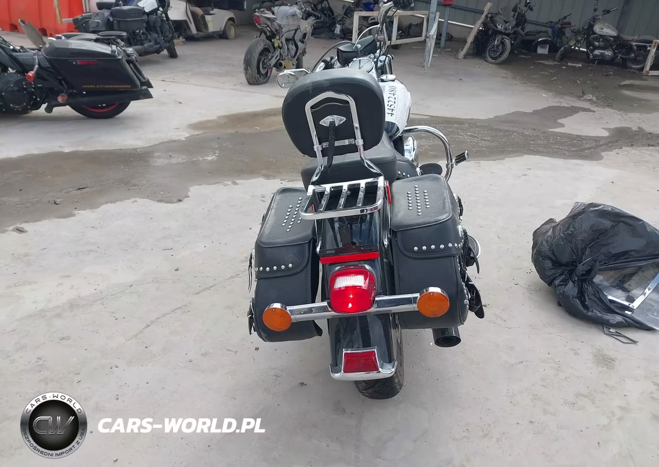 2011 Harley-Davidson Flstc VIN:1HD1BW510BB046310 - 6