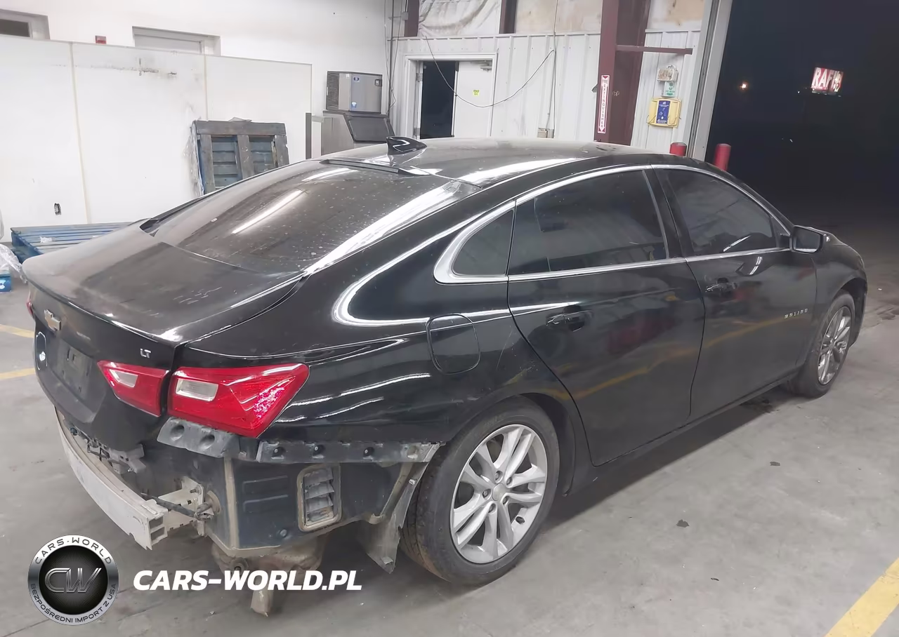 2018 Chevrolet Malibu Lt VIN:1G1ZD5STXJF124462 - 4