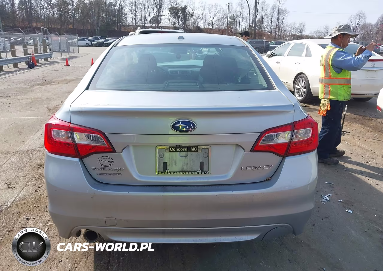 2015 Subaru Legacy 2.5I Premium VIN:4S3BNBC6XF3050434 - 16