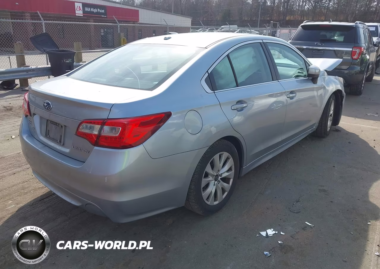 2015 Subaru Legacy 2.5I Premium VIN:4S3BNBC6XF3050434 - 4