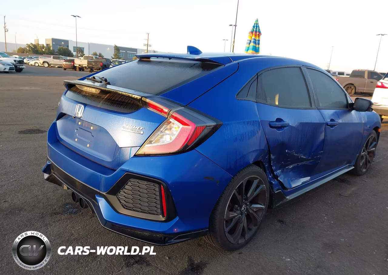 2018 Honda Civic Sport Touring VIN:SHHFK7H97JU206076 - 4