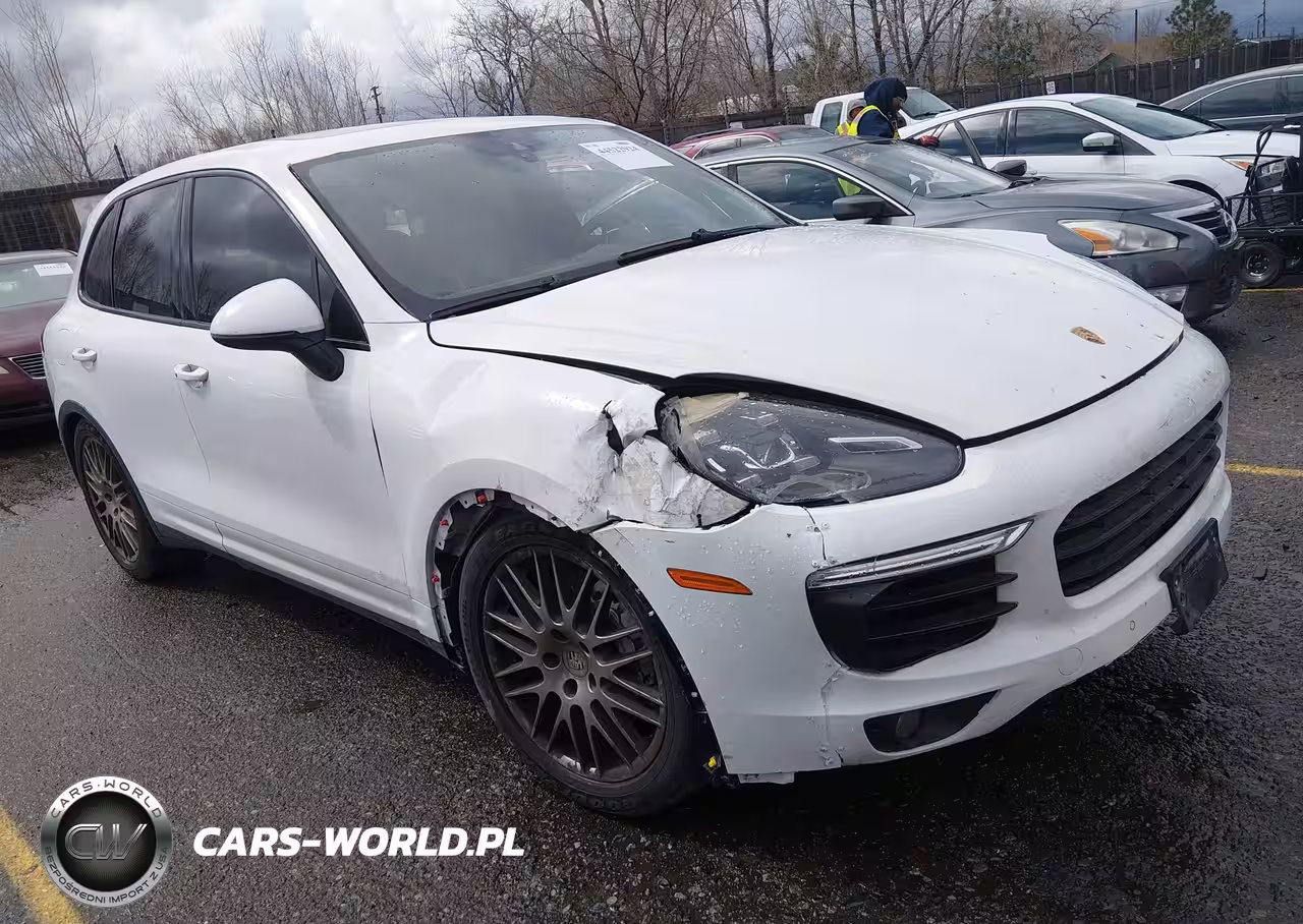 2016 Porsche Cayenne S