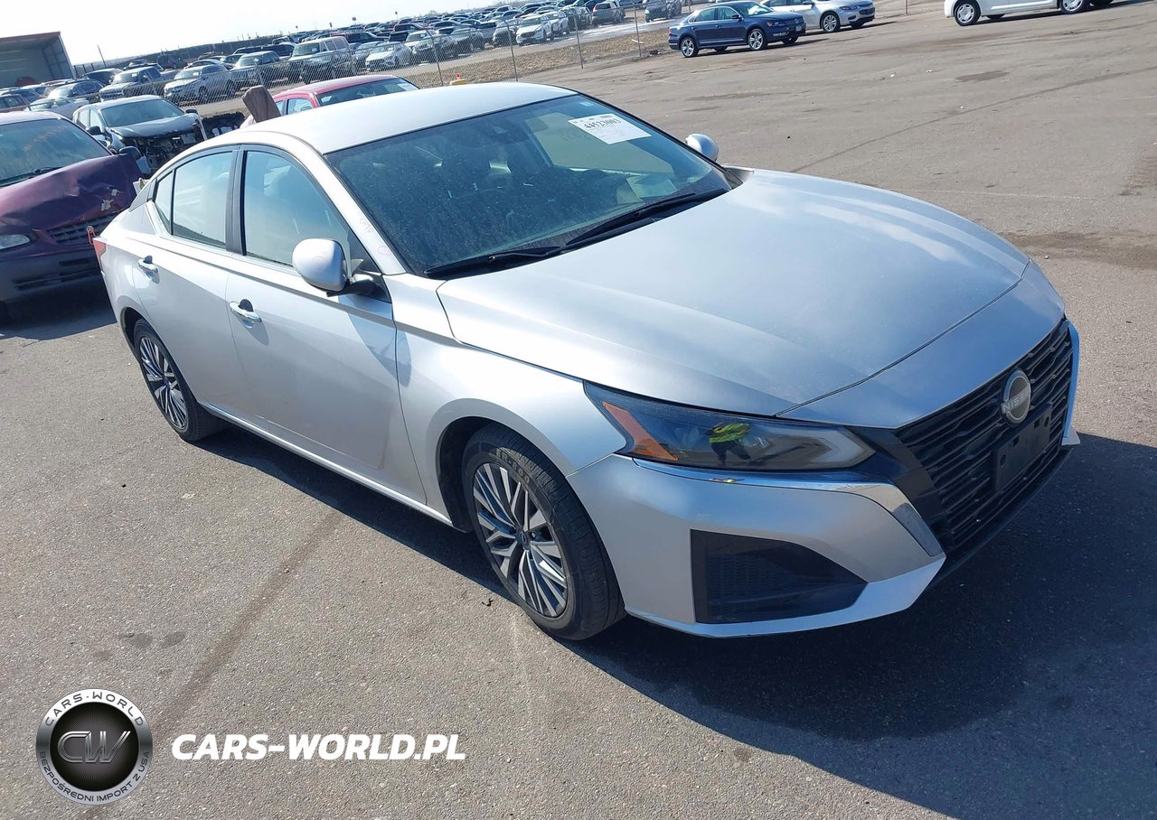 2023 Nissan Altima Sv Fwd