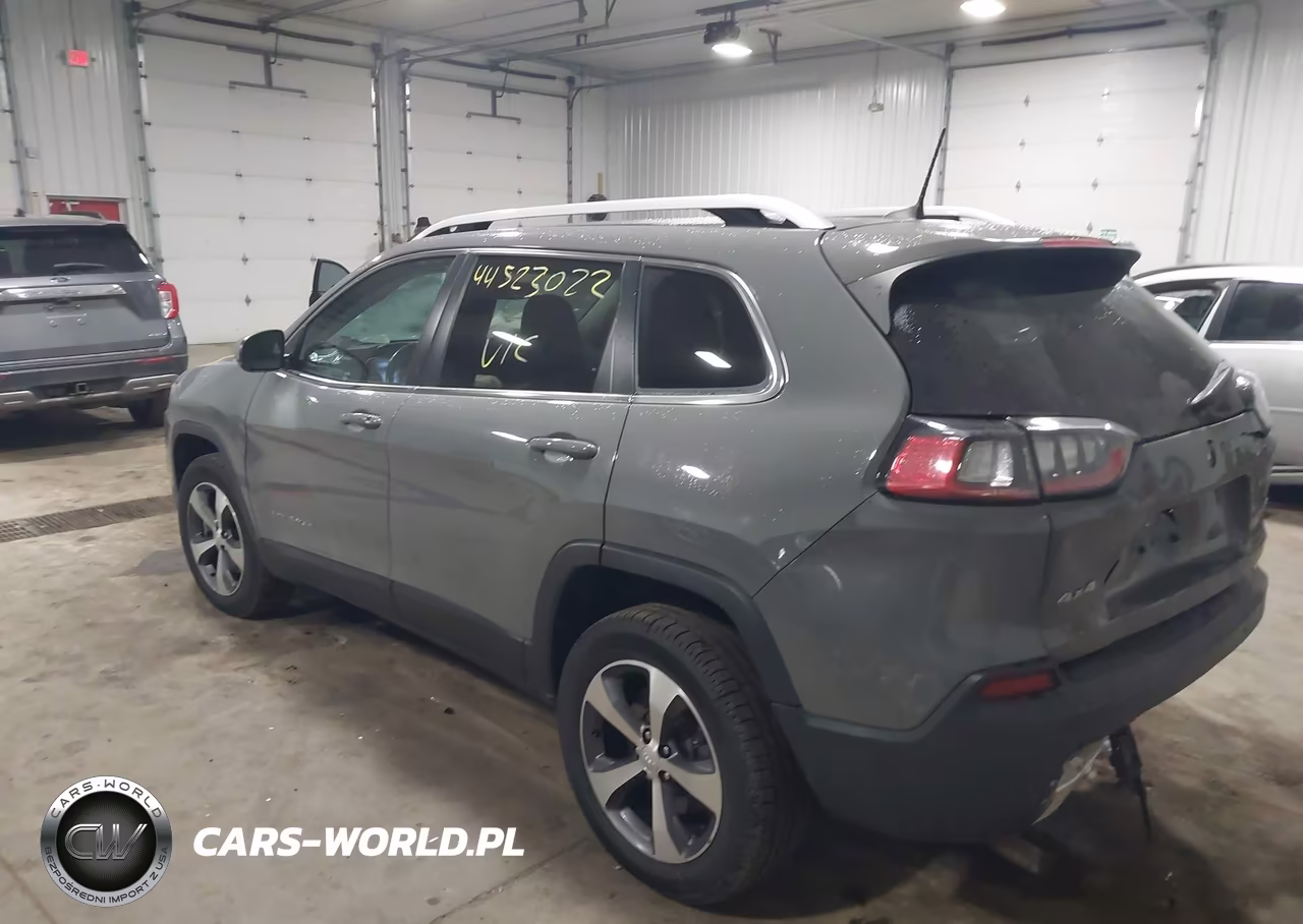 2020 Jeep Cherokee Limited 4X4 VIN:1C4PJMDX2LD588331 - 3