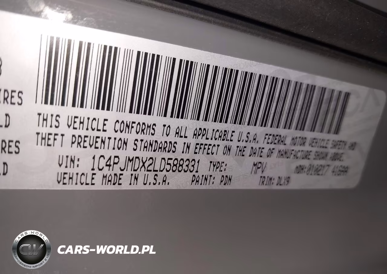 2020 Jeep Cherokee Limited 4X4 VIN:1C4PJMDX2LD588331 - 9