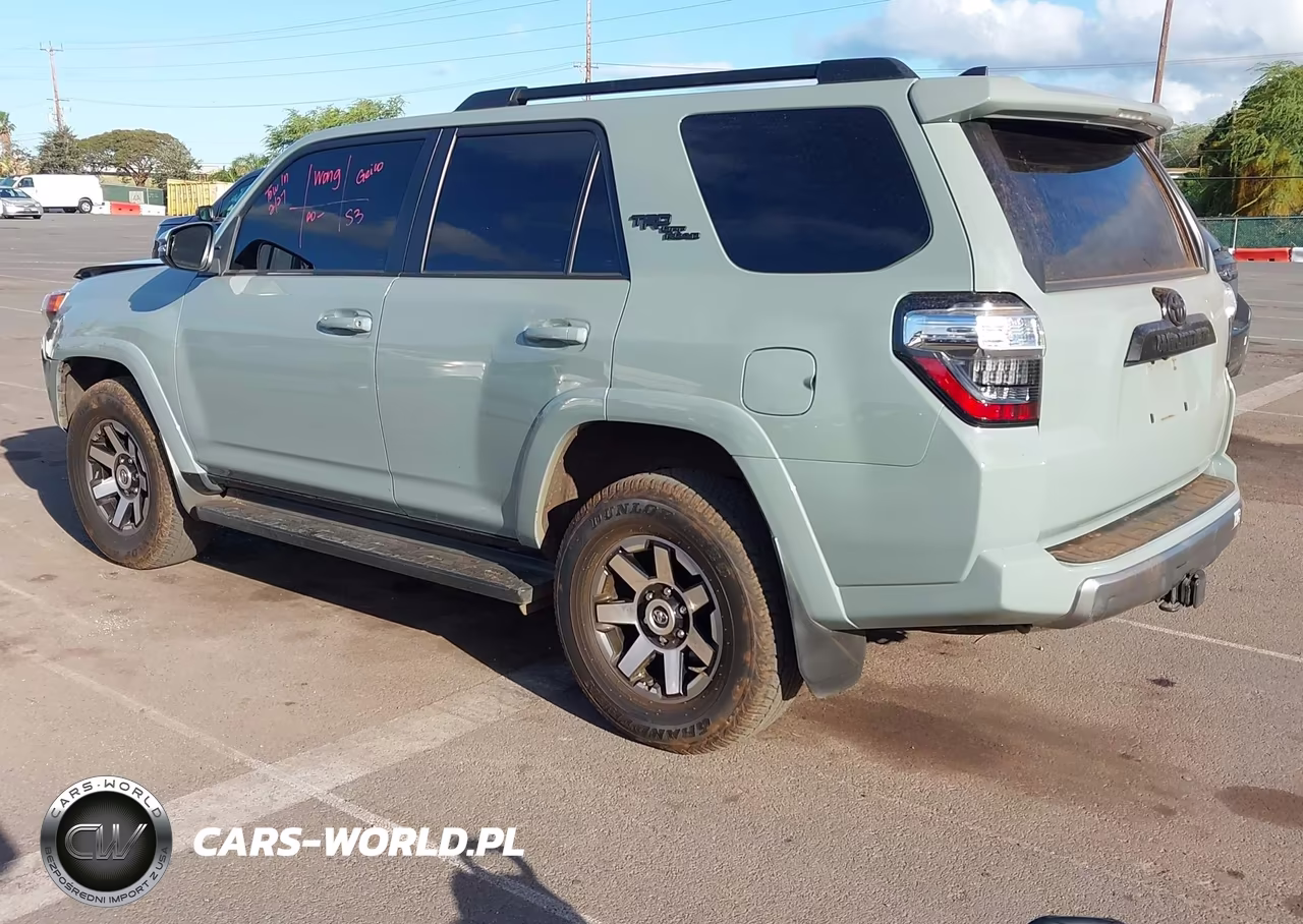 2023 Toyota 4Runner Trd Off Road Premium VIN:JTERU5JR0P6149582 - 3
