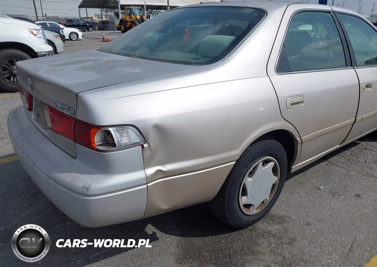 2000 Toyota Camry Ce VIN:4T1BG22K6YU753031 - 11
