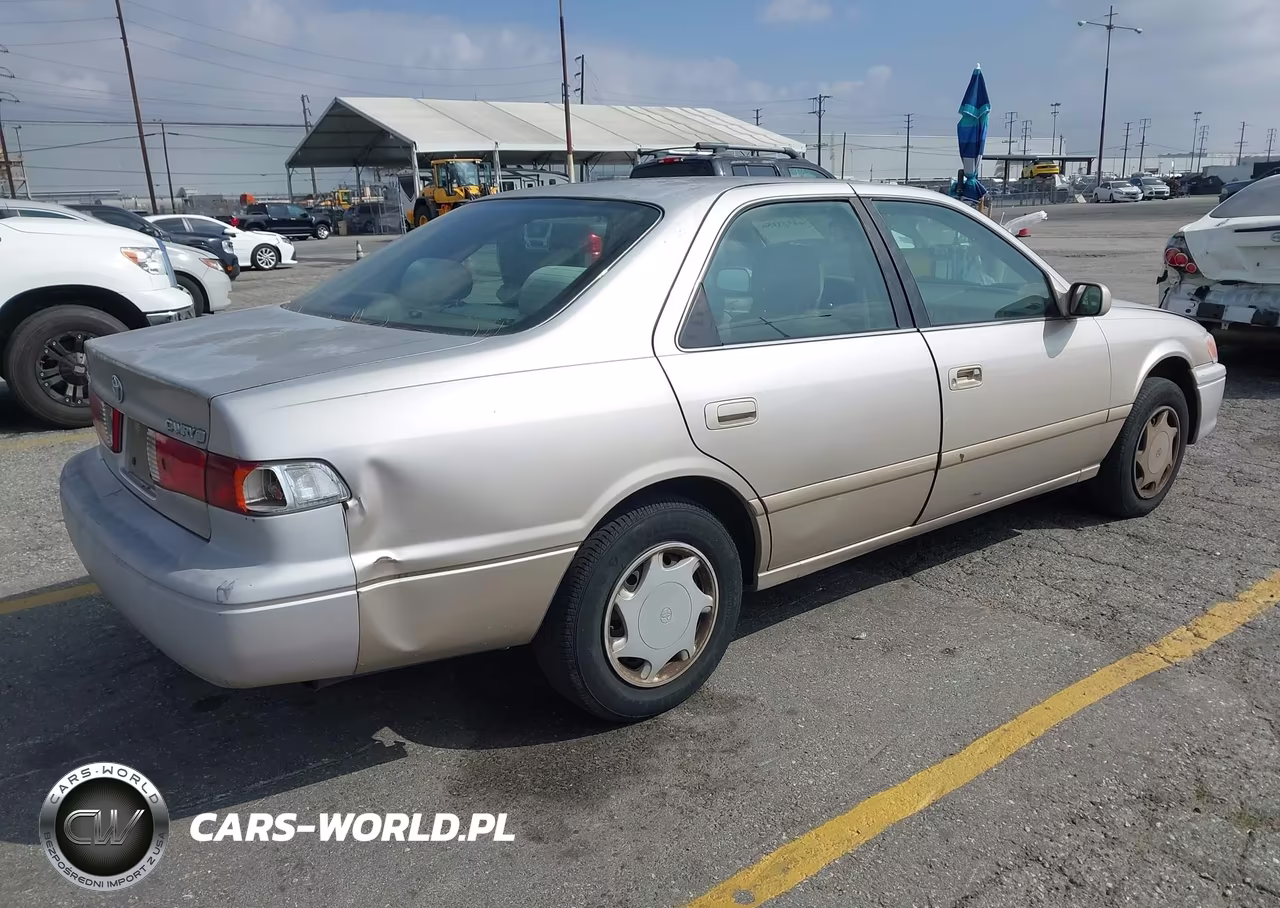 2000 Toyota Camry Ce VIN:4T1BG22K6YU753031 - 4