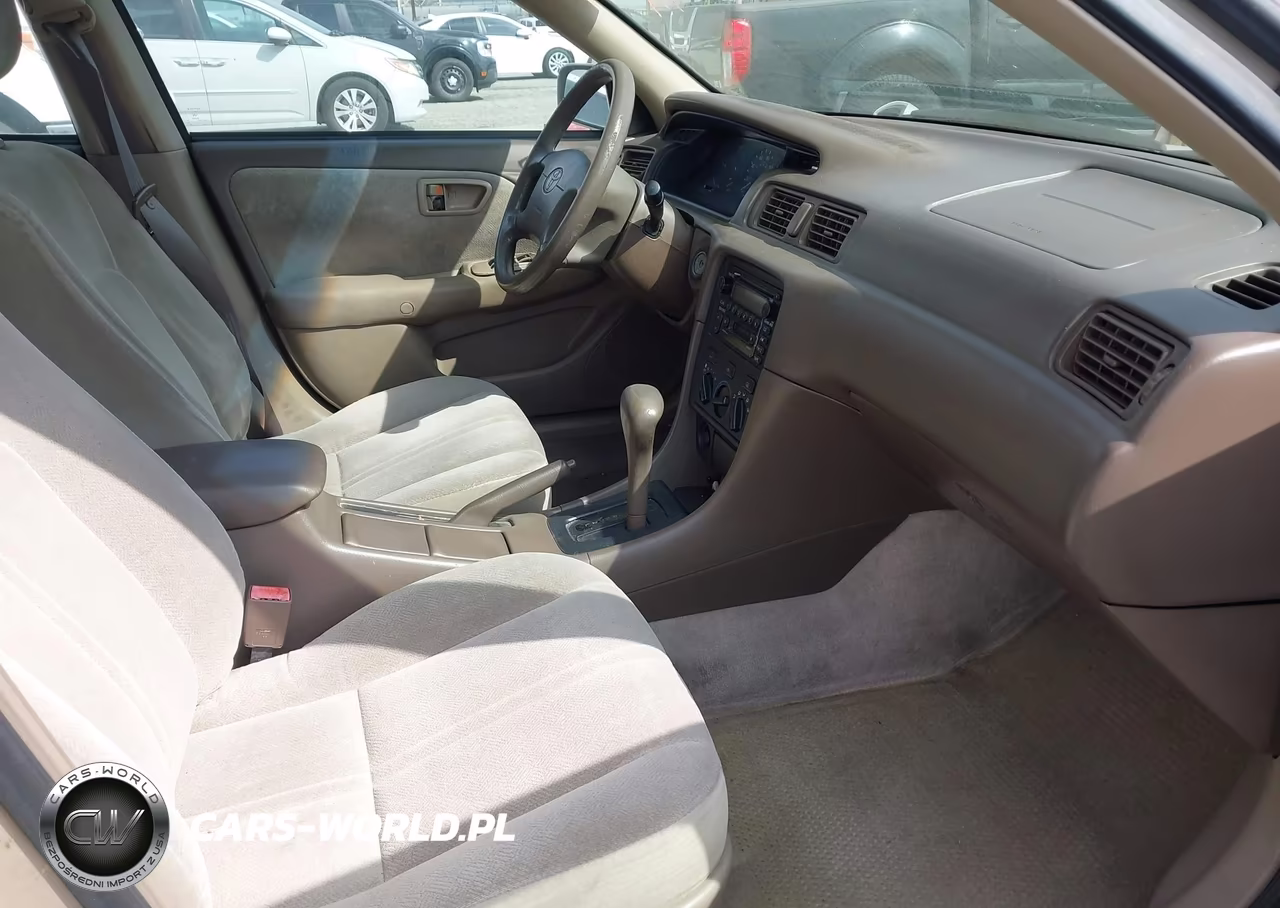 2000 Toyota Camry Ce VIN:4T1BG22K6YU753031 - 5