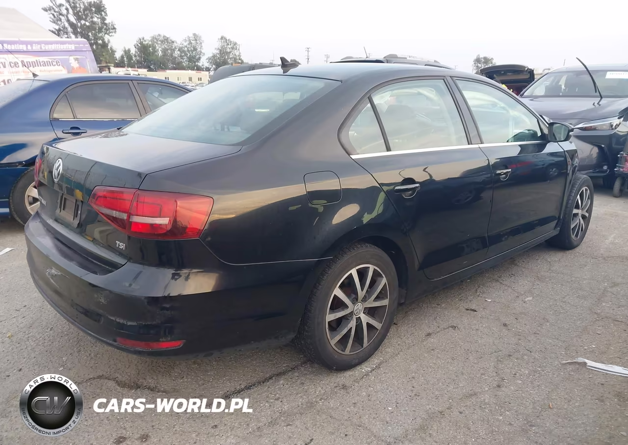 2018 Volkswagen Jetta 1.4T Se-1.4T Wolfsburg Edition VIN:3VWDB7AJ2JM258883 - 4
