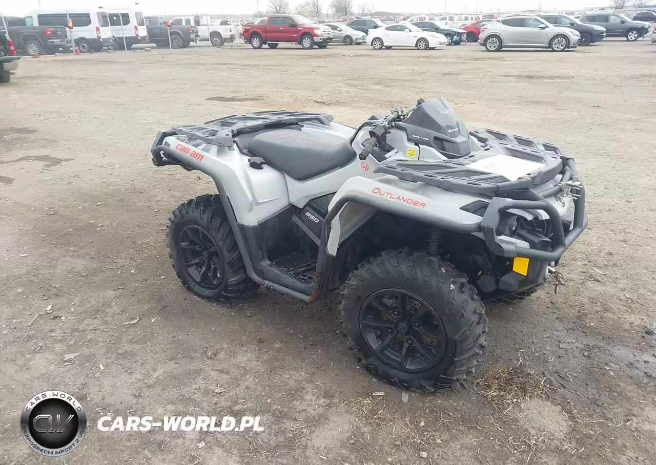 2017 Can-Am Outlander 850 Dps
