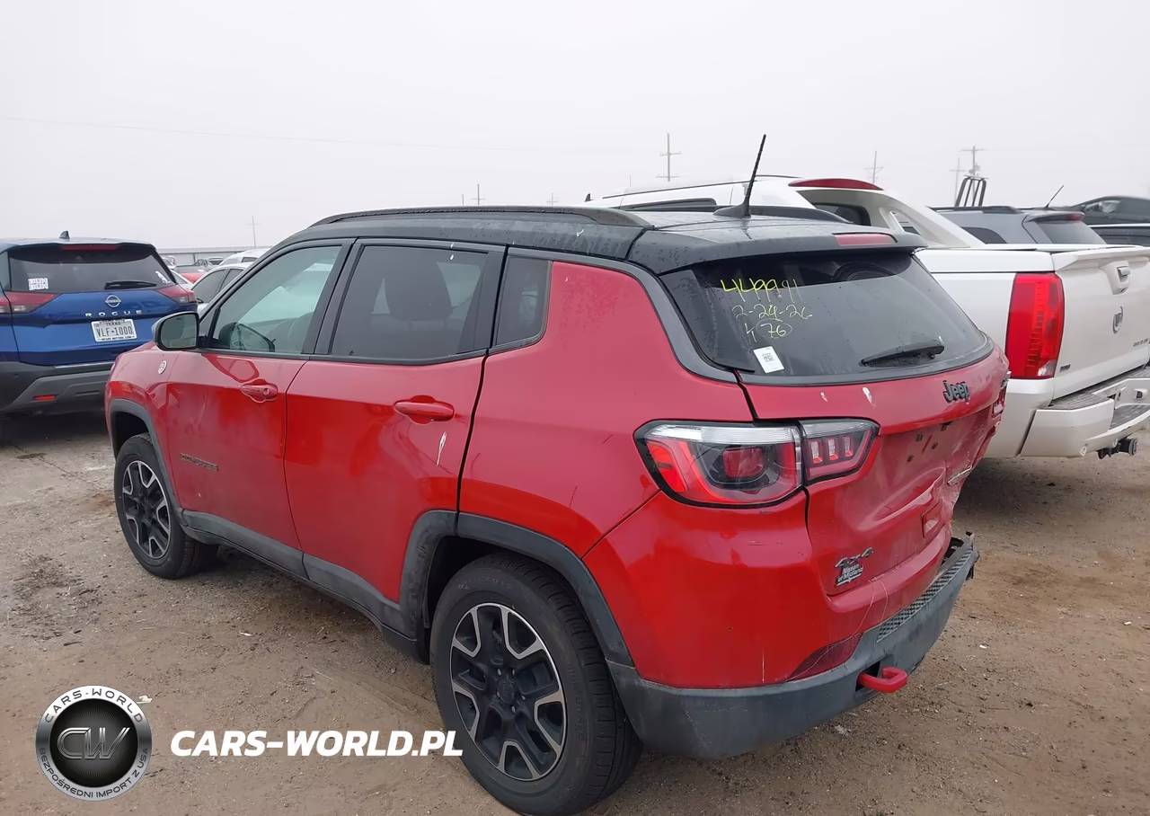 2019 Jeep Compass Trailhawk 4X4 VIN:3C4NJDDB7KT829076 - 3