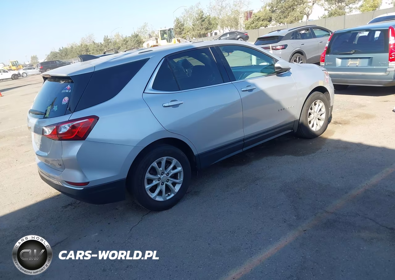 2018 Chevrolet Equinox Lt VIN:2GNAXJEV3J6315305 - 4