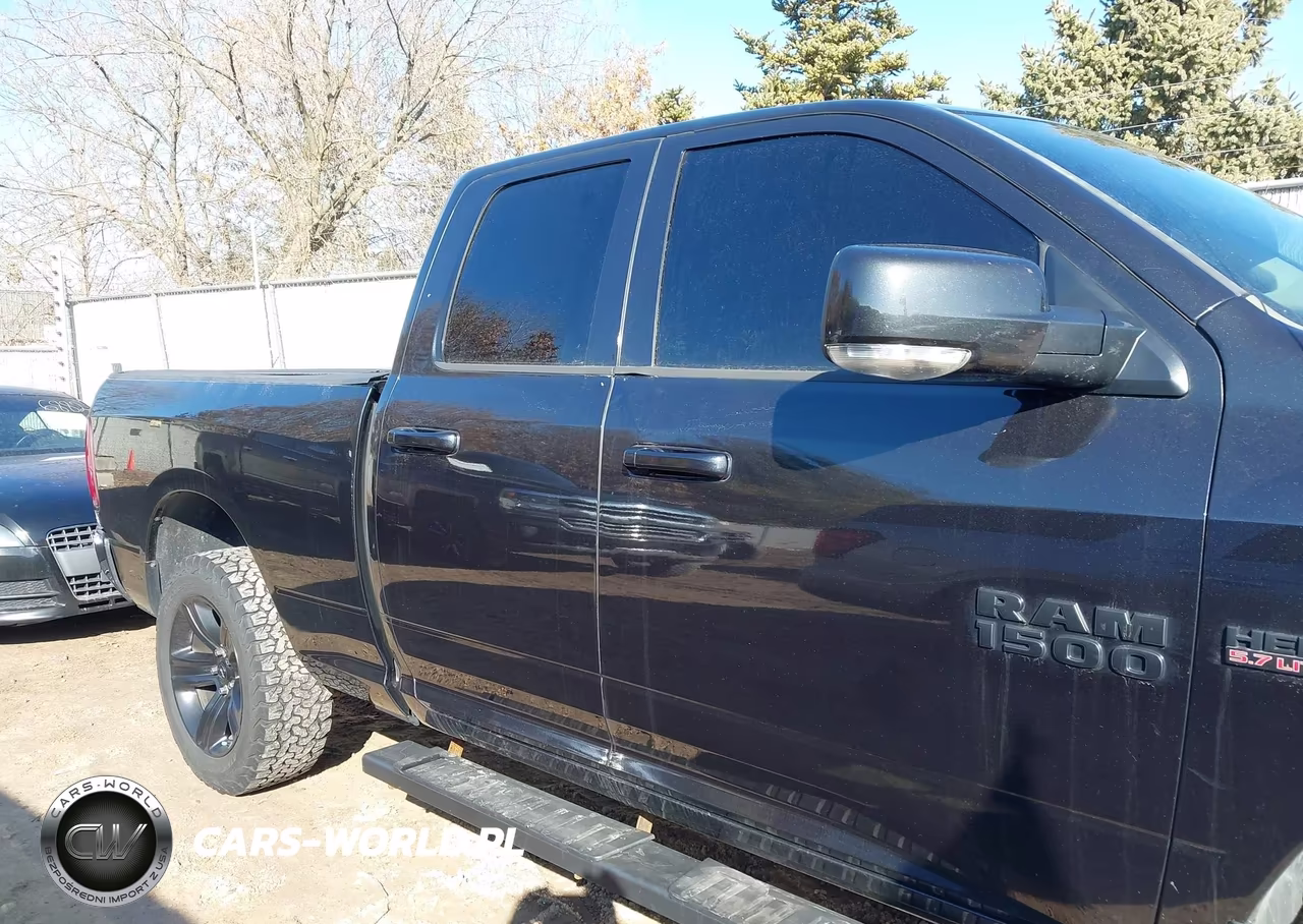 2016 Ram 1500 Sport VIN:1C6RR7HT1GS212769 - 14