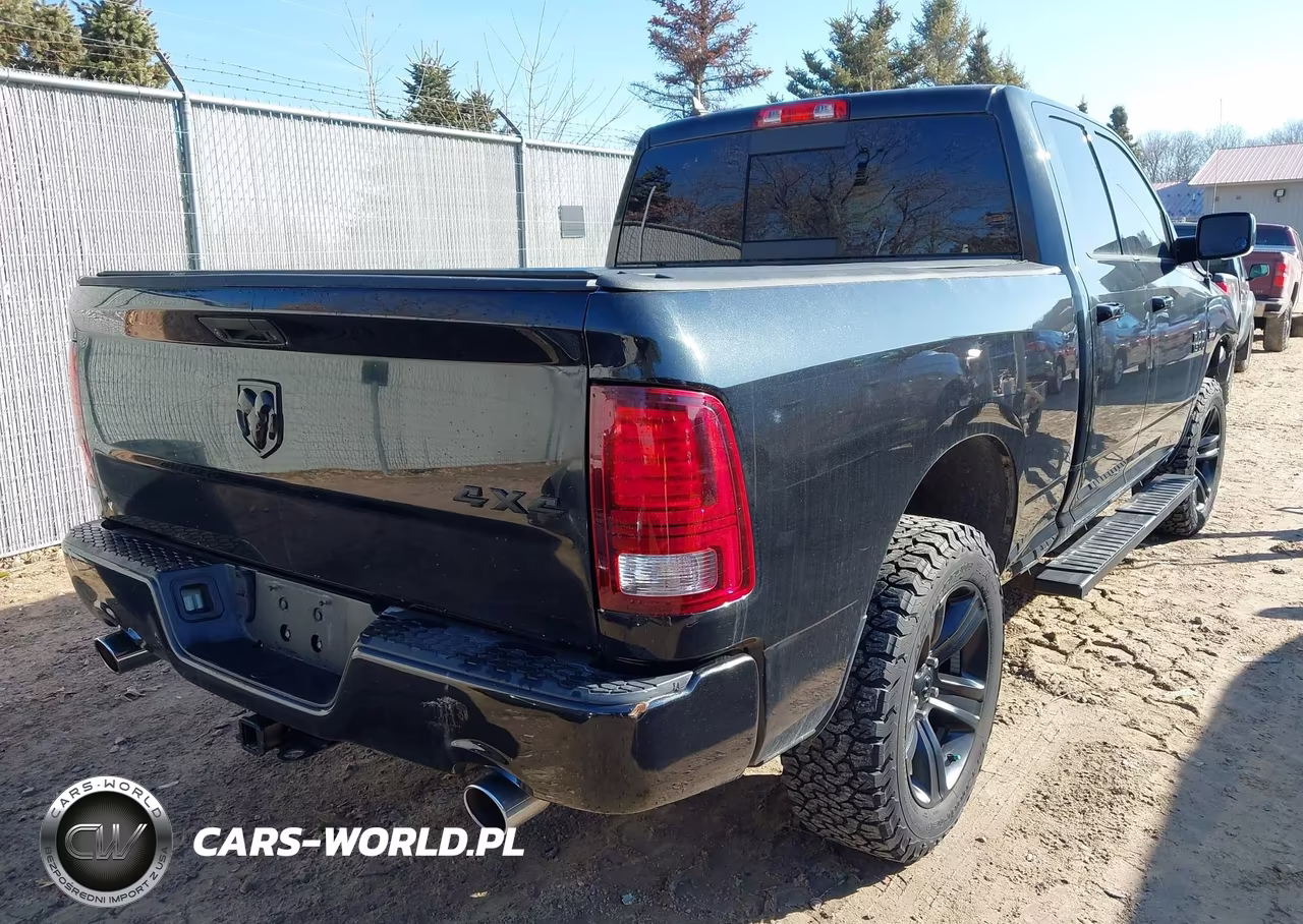 2016 Ram 1500 Sport VIN:1C6RR7HT1GS212769 - 4