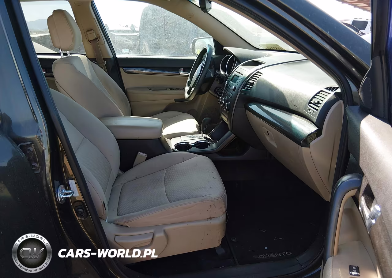 2012 Kia Sorento Lx V6 VIN:5XYKT4A29CG202535 - 5